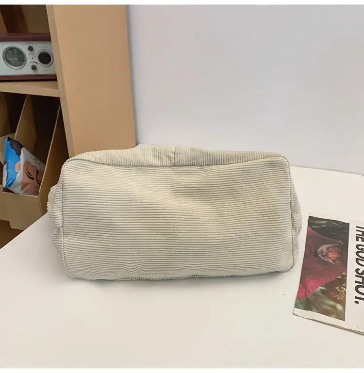 Red Velvet Shoulder Bag for Women 2024 Autumn — feature 43