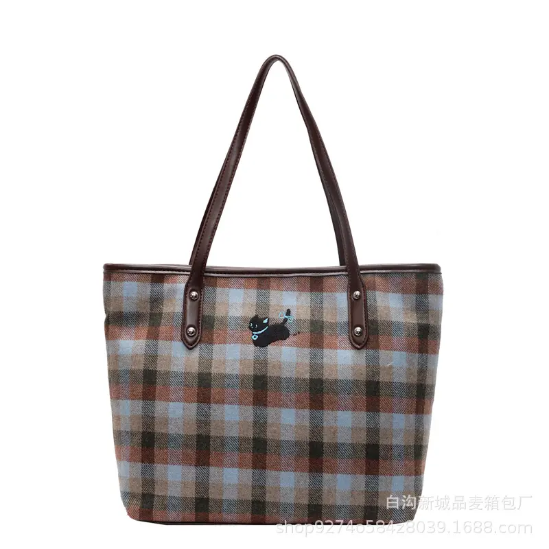 Plaid Large Commuter Bag for Women 2026 - Image 7