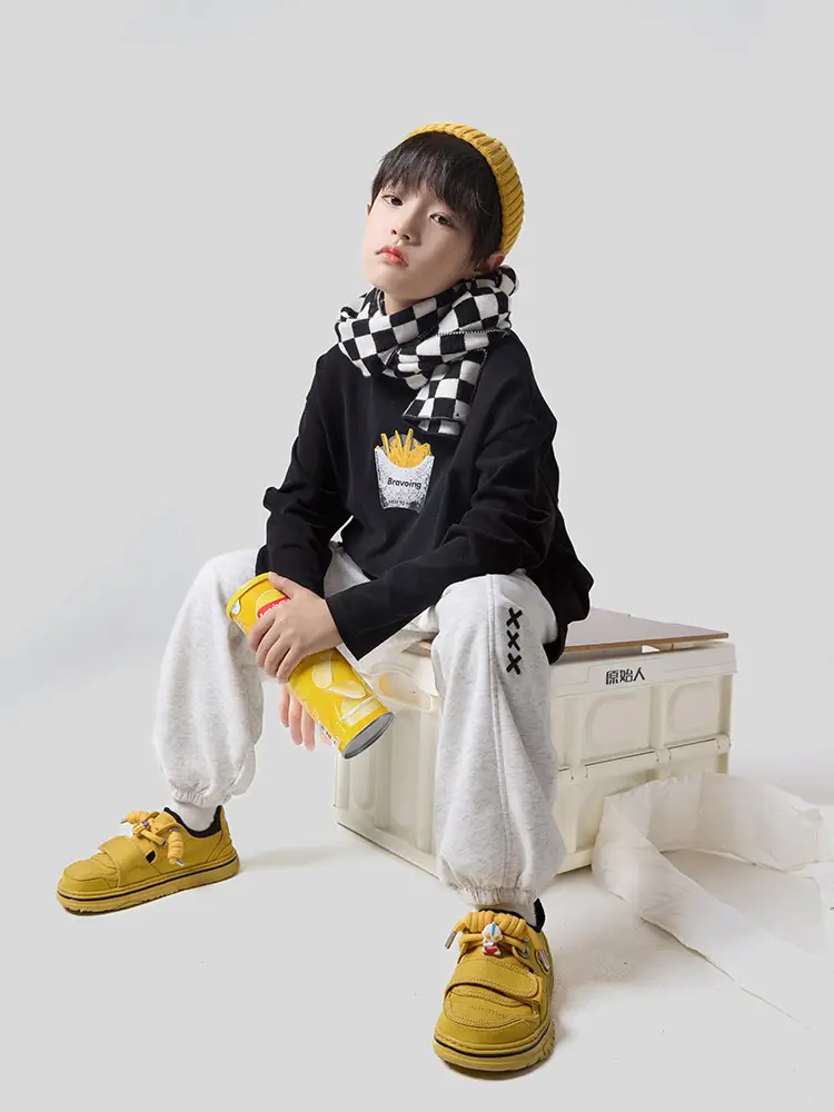 Panda Yuanyuan 260G White T-Shirt for Boys Winter Warm - Image 6
