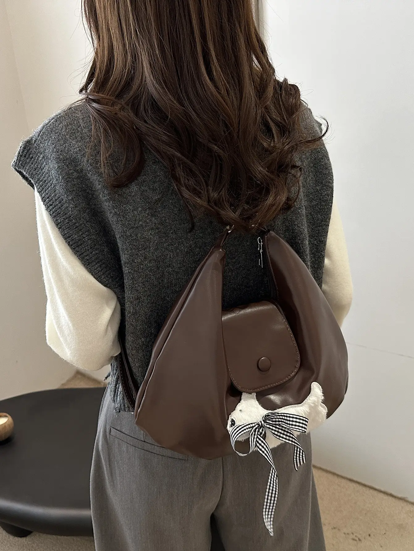 Women's Retro Crossbody Bag Brown Large Capacity - Image 4