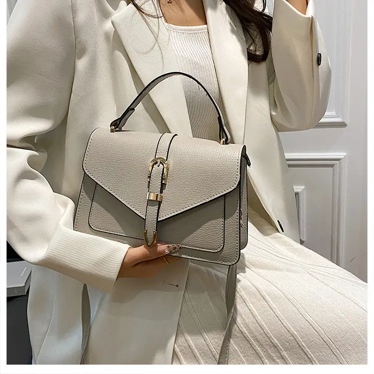 Vintage 2024 Women's Small Square Bag Belt Crossbody — feature 13