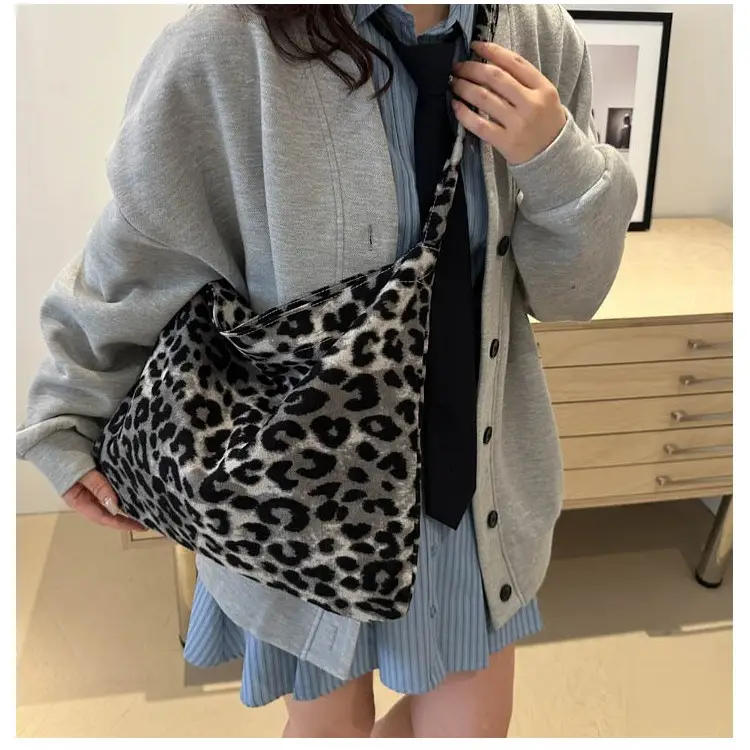 Leopard Print Large Shoulder Bag for Women - Image 6