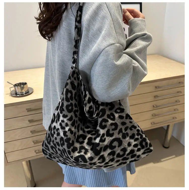 Leopard Print Large Shoulder Bag for Women — feature 17