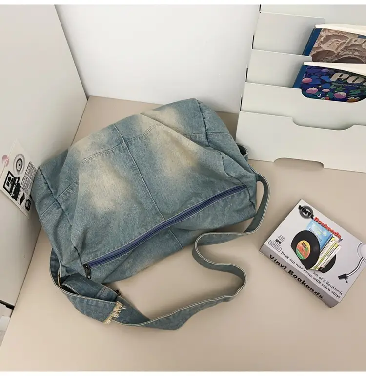 Harajuku Style Denim Crossbody Bag Black Unisex — feature 4