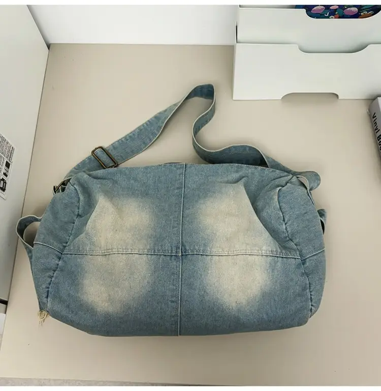 Harajuku Style Denim Crossbody Bag Black Unisex — feature 6