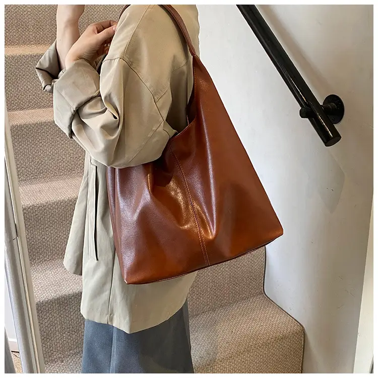Large Capacity Leather Shoulder Bag for Women — feature 25