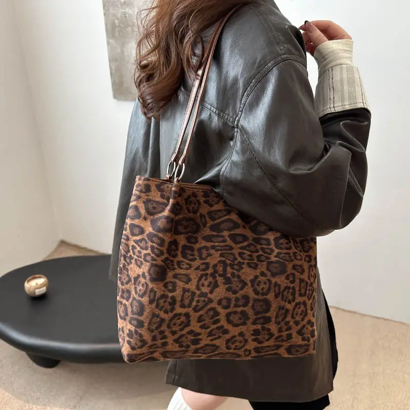 Leopard Print Large Tote Bag for Women 2024 - Image 7