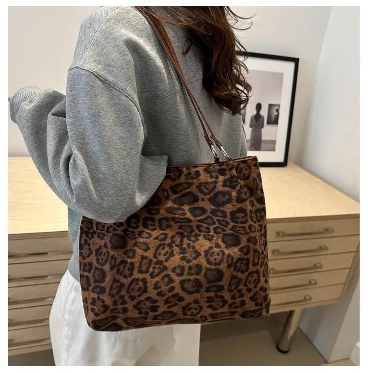 Leopard Print Large Tote Bag for Women 2024 — feature 16