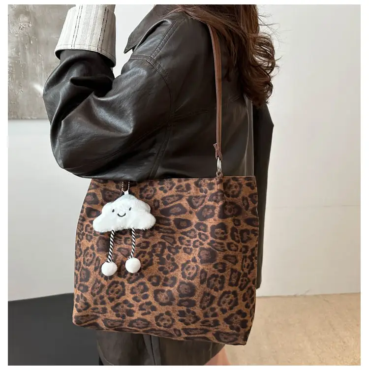 Leopard Print Large Tote Bag for Women 2024 — feature 9