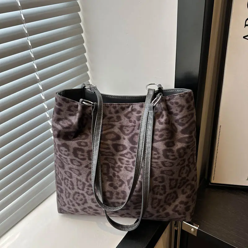 Leopard Print Large Tote Bag for Women 2024 - Image 3