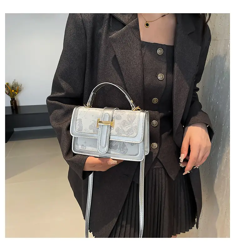 Light Luxury Square Shoulder Bag 2024 Korean Style — feature 17