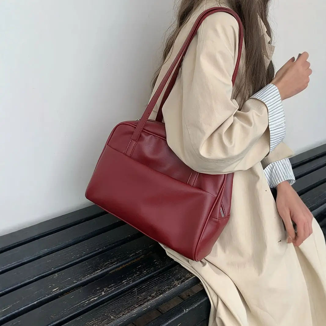 Korean Style Large Capacity Shoulder Bag Women's Autumn 2025 New Retro Underarm Bag All-match Large Capacity Tote Bag - Image 6