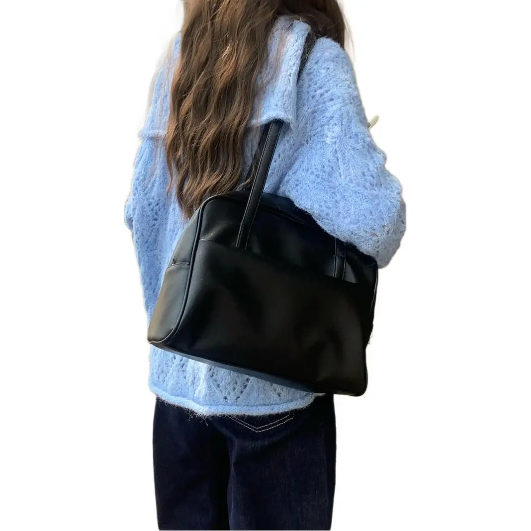 Korean Style Large Capacity Shoulder Bag Women's Autumn 2025 New Retro Underarm Bag All-match Large Capacity Tote Bag - Image 8