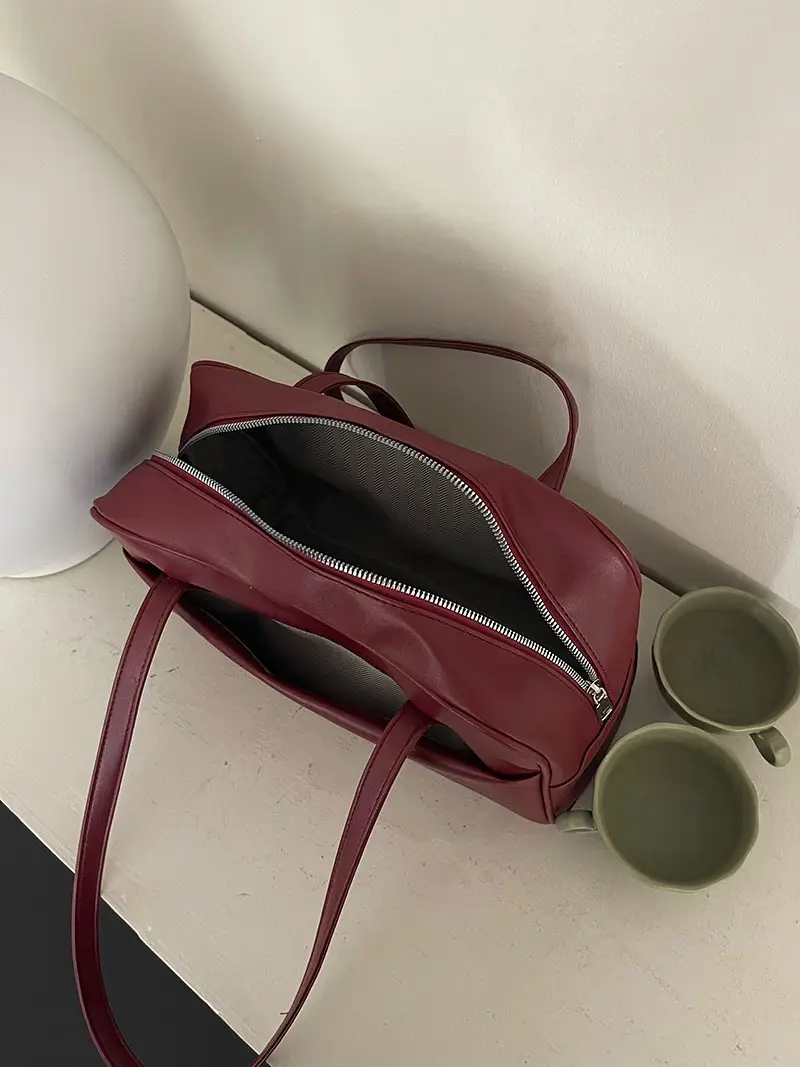 Korean Style Large Capacity Shoulder Bag Women's Autumn 2025 New Retro Underarm Bag All-match Large Capacity Tote Bag — feature 13