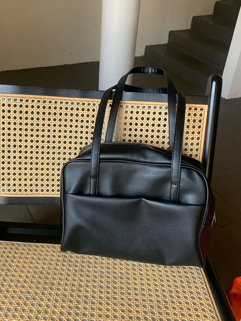Korean Style Large Capacity Shoulder Bag Women's Autumn 2025 New Retro Underarm Bag All-match Large Capacity Tote Bag — feature 15