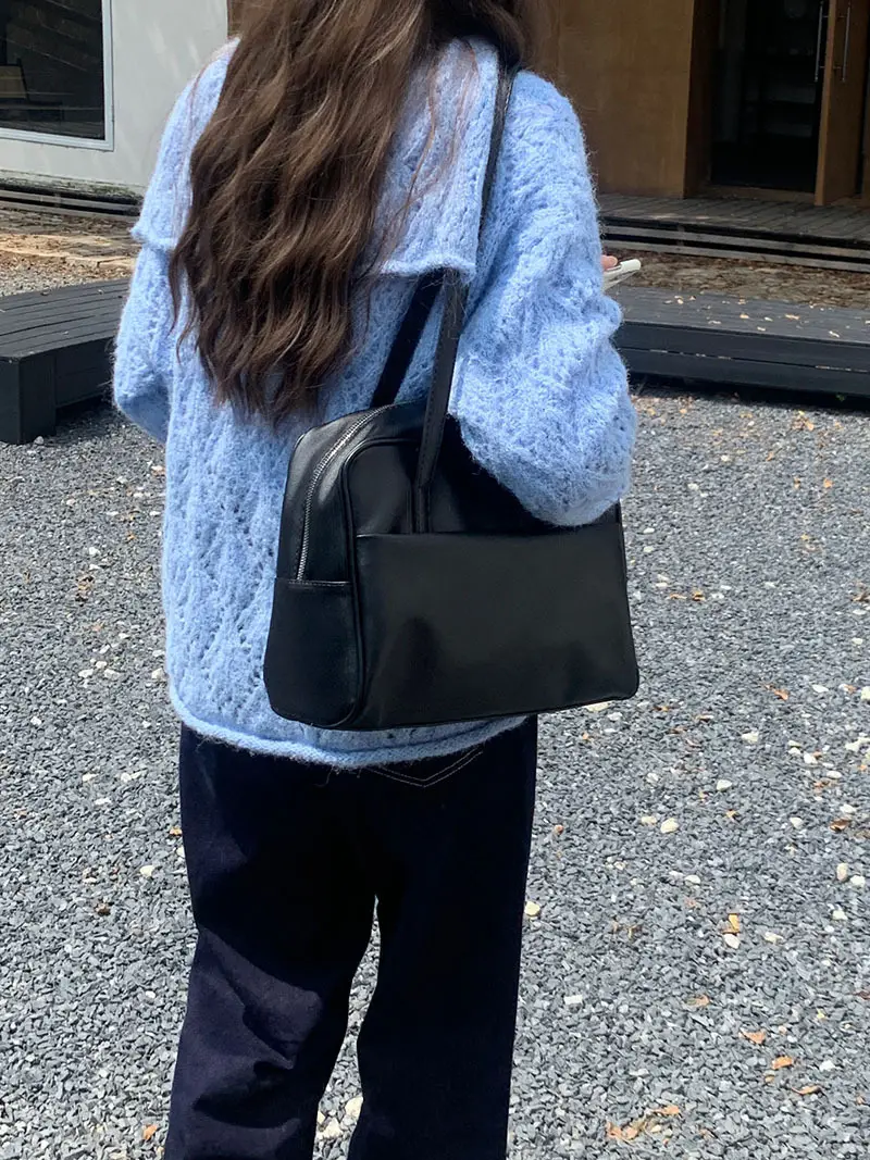 Korean Style Large Capacity Shoulder Bag Women's Autumn 2025 New Retro Underarm Bag All-match Large Capacity Tote Bag — feature 16