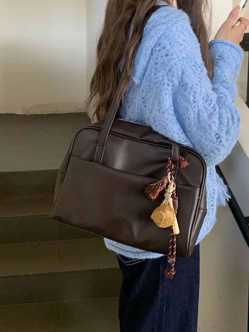 Korean Style Large Capacity Shoulder Bag Women's Autumn 2025 New Retro Underarm Bag All-match Large Capacity Tote Bag — feature 3