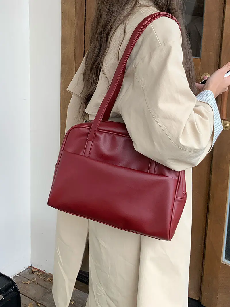 Korean Style Large Capacity Shoulder Bag Women's Autumn 2025 New Retro Underarm Bag All-match Large Capacity Tote Bag - Image 2