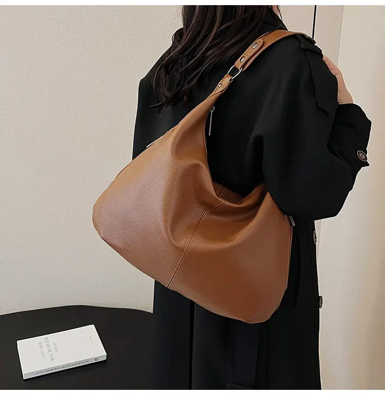 Brown Leather Shoulder Bag for Women, Large Capacity, 2026 — feature 14