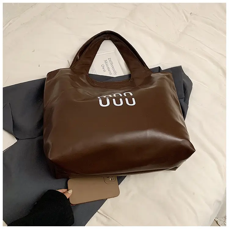 Ins Style White Leather Tote Bag with Letter Print — feature 3