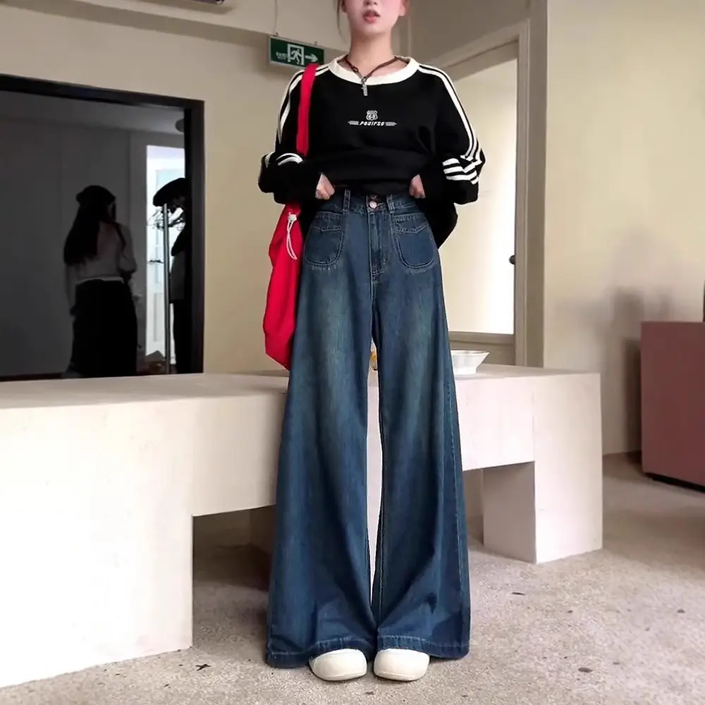 Women's Dark Blue Wide Leg Jeans Pear Shaped Body