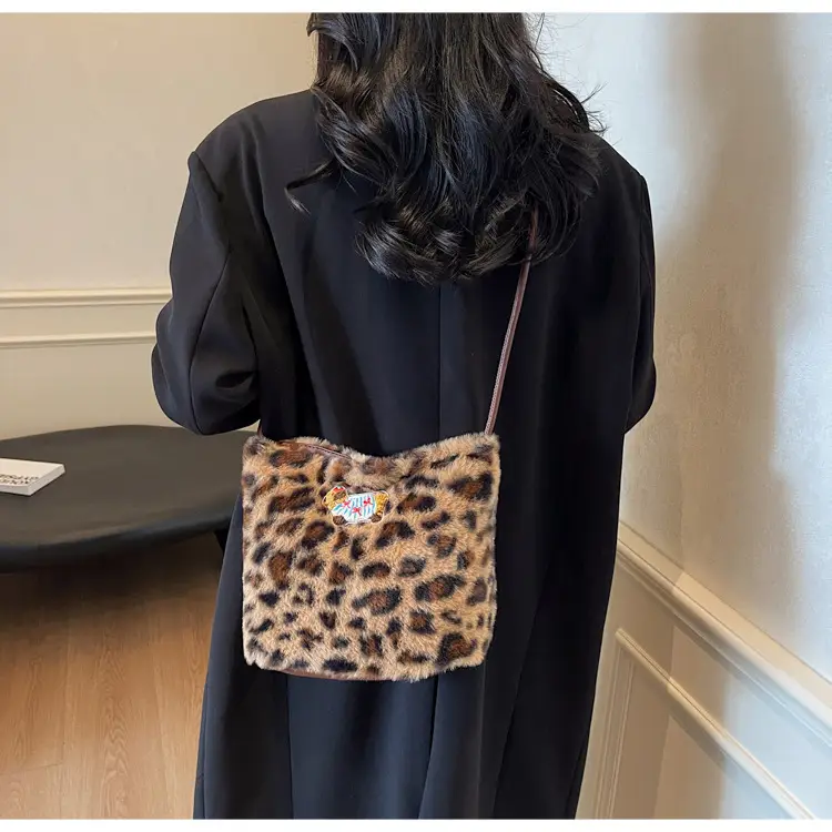 Pink Leopard Print Crossbody Bag for Women — feature 14