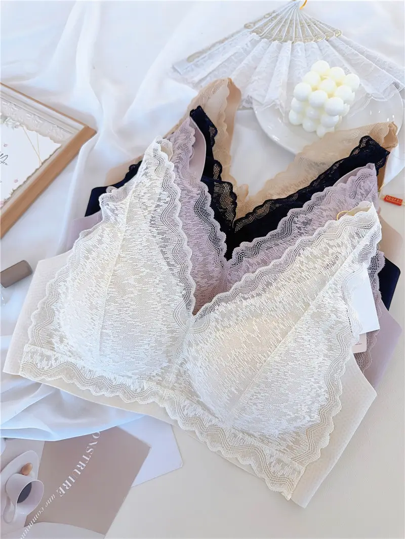 Black Lace Non-Steel Ring Anti-Sagging Bra — feature 2