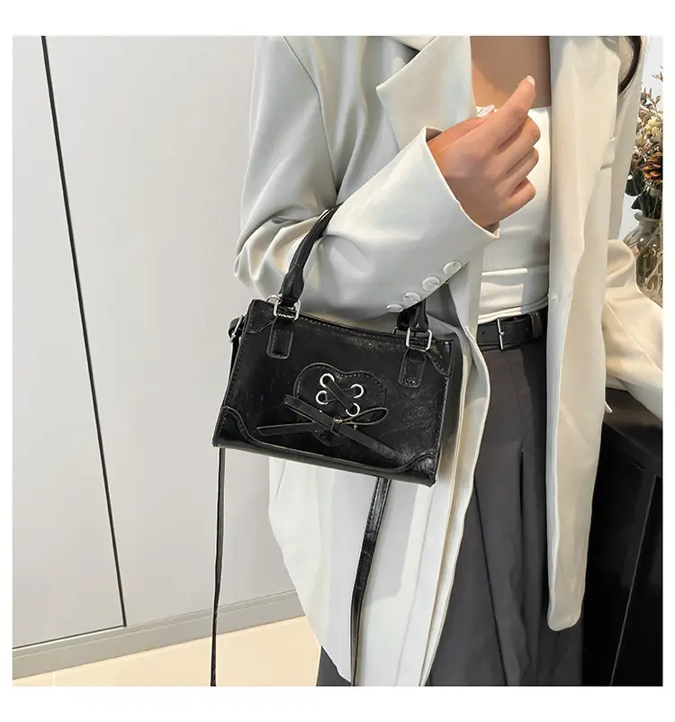 Black Korean Style Retro Shoulder Bag 2024 — feature 22