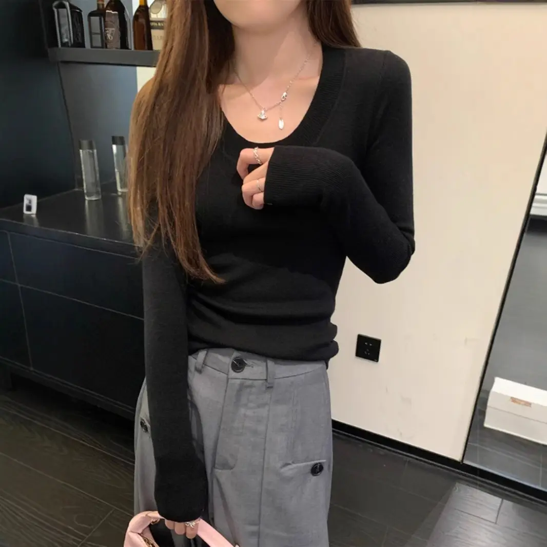 Black U-neck Sweater Women's Autumn and Winter High-end Soft Waxy Inner Sweater Base Shirt Slim-fit Slimming Elegant Top