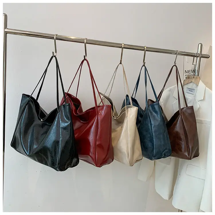 Women's Black Leather Shoulder Tote Bag Large Capacity - Image 6