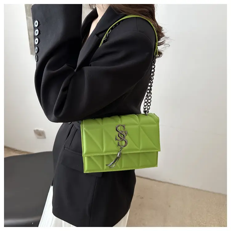 White Square Shoulder Bag for Women 2024 Autumn — feature 11