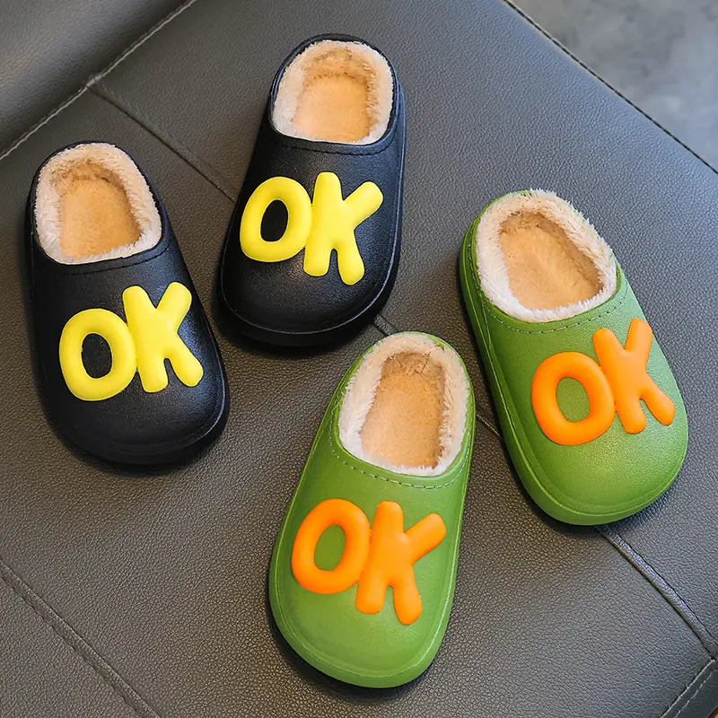 Children's cotton slippers parent-child indoor and outdoor fleece-lined warm cotton shoes non-slip cute fashion baby boys and girls