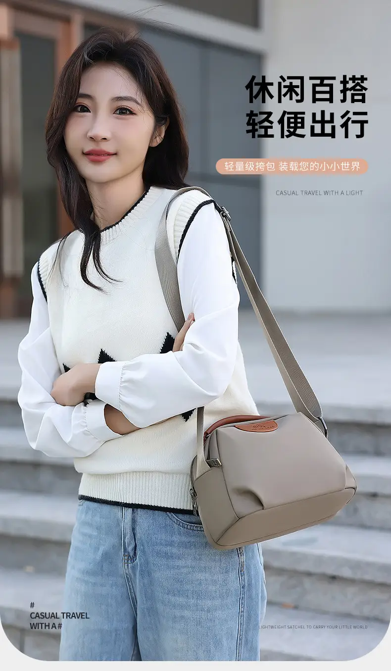 Women's Black Waterproof Oxford Handbag Large Capacity — feature 2