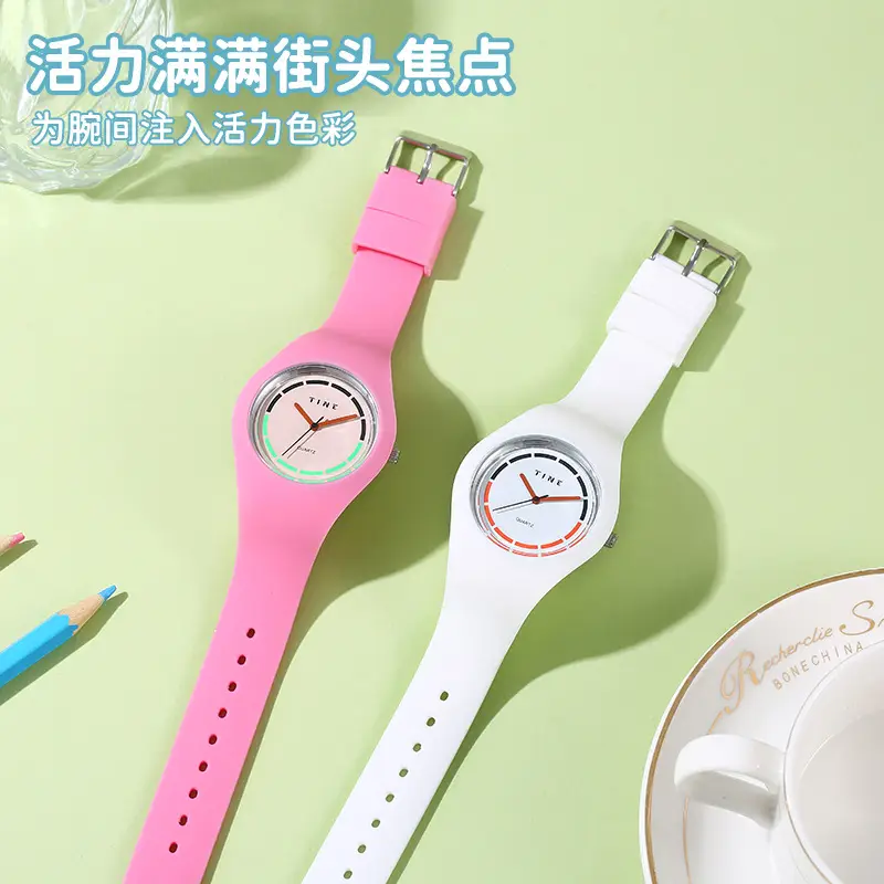 Waterproof Women's Quartz Watch Black Red Dial - Image 7