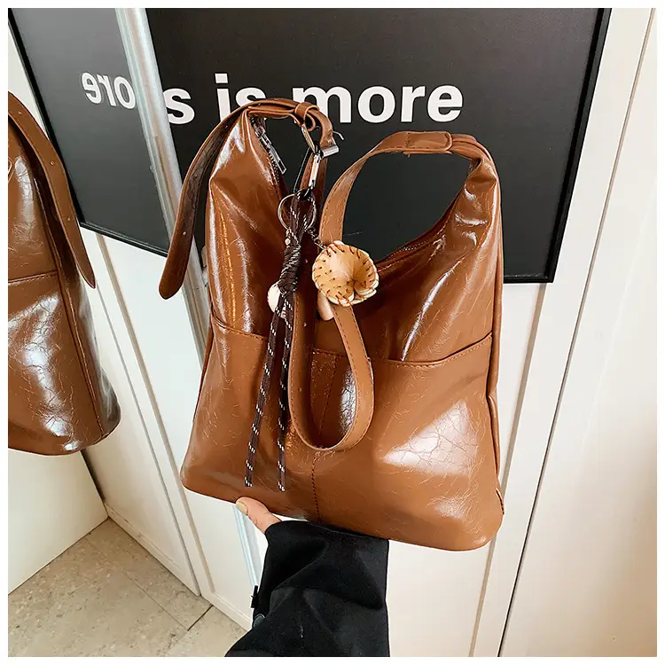 Large Brown Leather Tote Bag for Women 2024 — feature 19