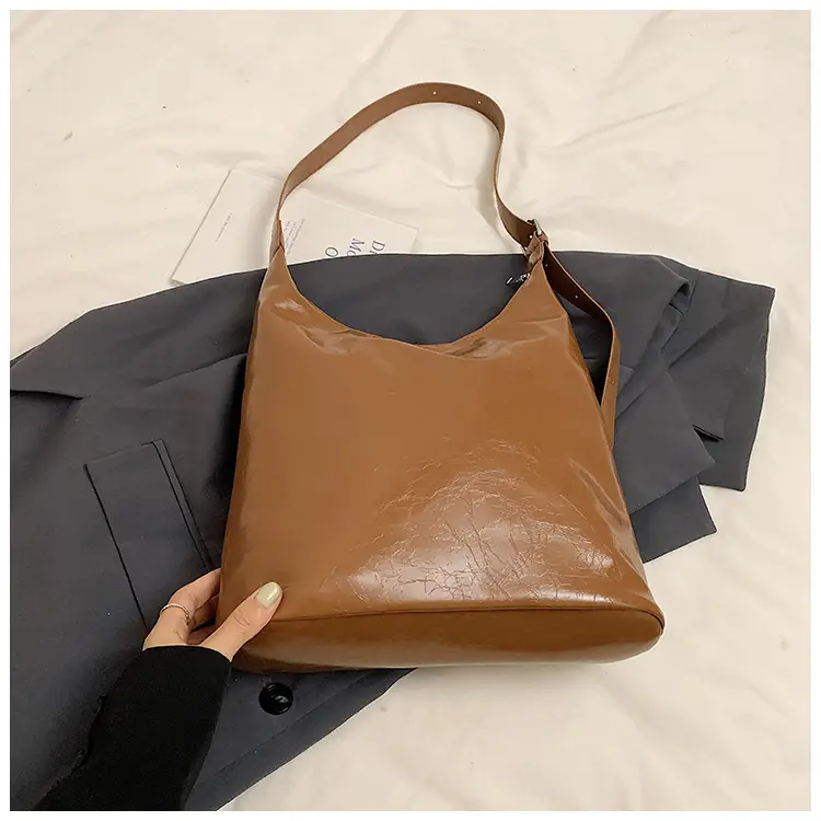 Large Brown Leather Tote Bag for Women 2024 — feature 25