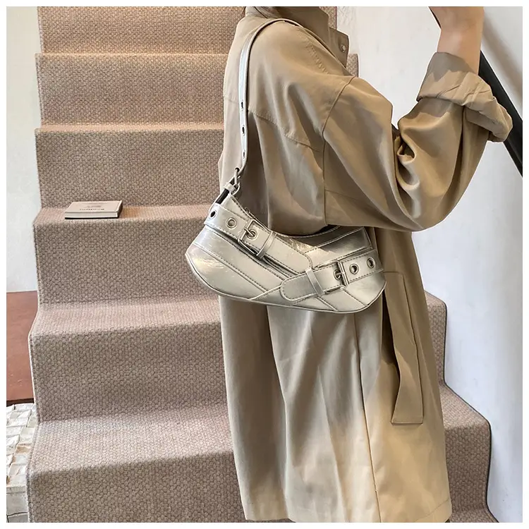2024 Trendy Silver Motorcycle Shoulder Bag — feature 11