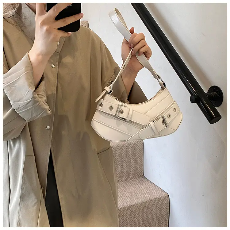 2024 Trendy Silver Motorcycle Shoulder Bag — feature 18