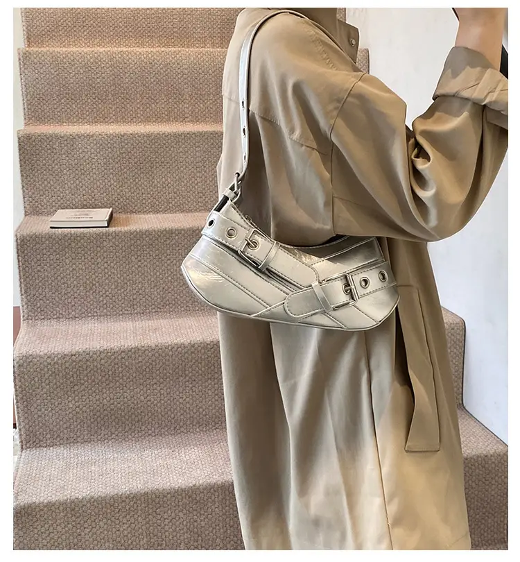 2024 Trendy Silver Motorcycle Shoulder Bag — feature 2