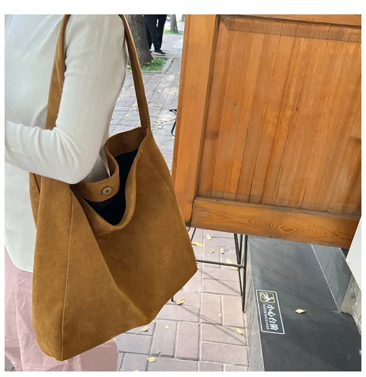 Korean-style Woolen Shoulder Bag Brown Large Capacity — feature 1
