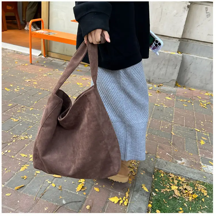 Korean-style Woolen Shoulder Bag Brown Large Capacity — feature 17
