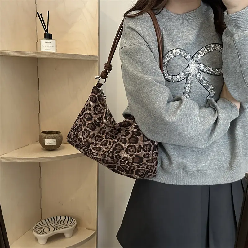 Leopard Print Shoulder Bag for Women Autumn Winter - Image 6