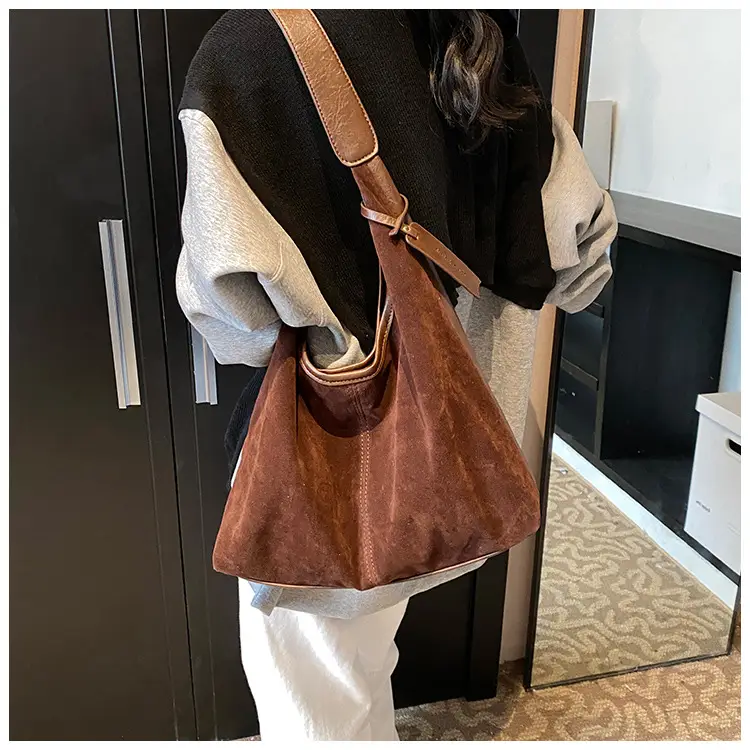 Brown Vintage Frosted Women's Tote Bag Large Capacity — feature 18