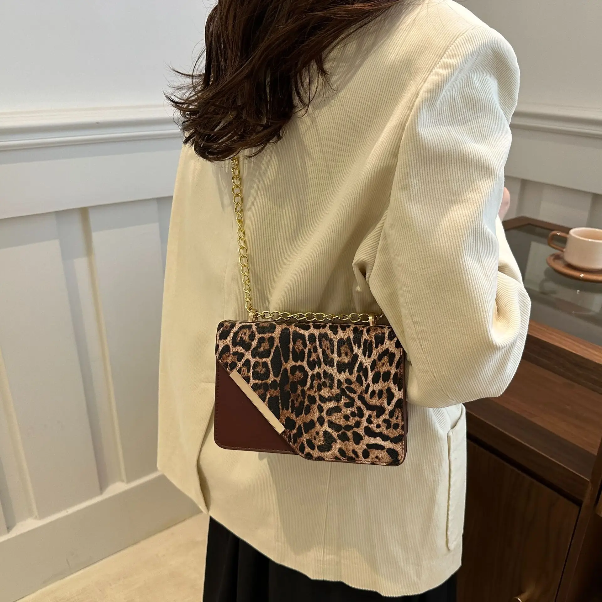 Leopard Print Korean Style Shoulder Bag 2024 - Image 7