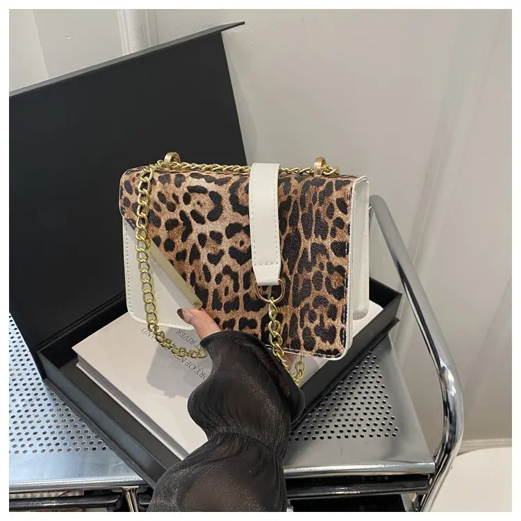 Leopard Print Korean Style Shoulder Bag 2024 — feature 17