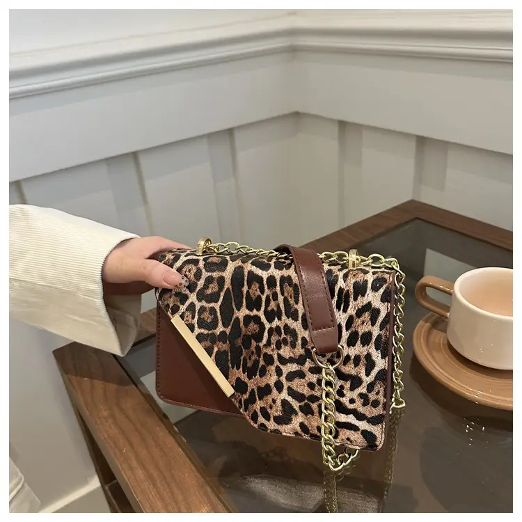 Leopard Print Korean Style Shoulder Bag 2024 — feature 26