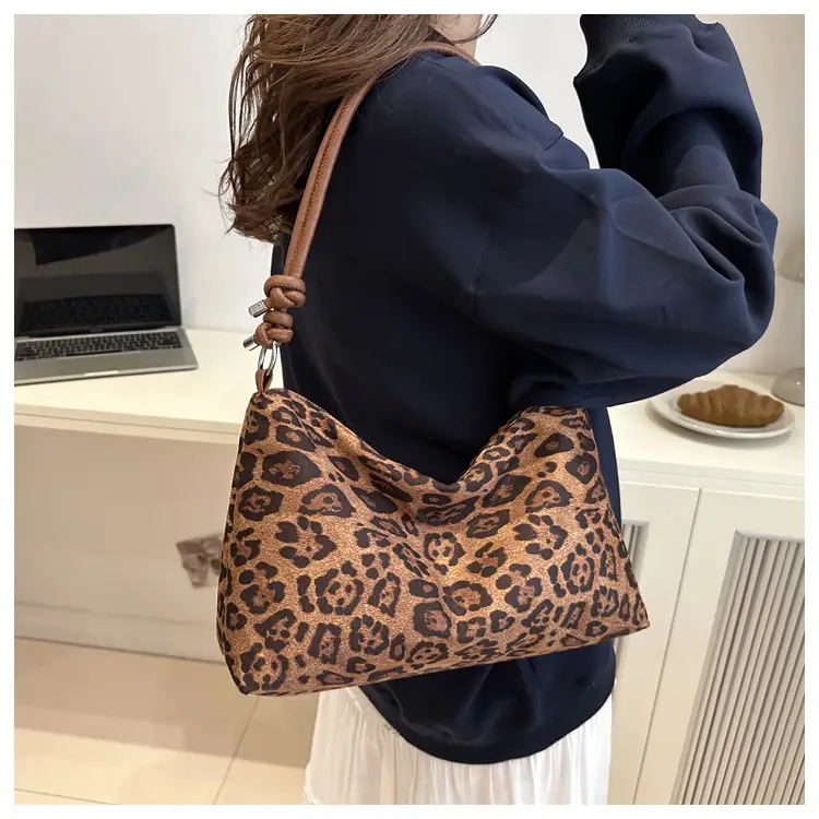 Leopard Print Messenger Bag for Women 2024 - Image 6