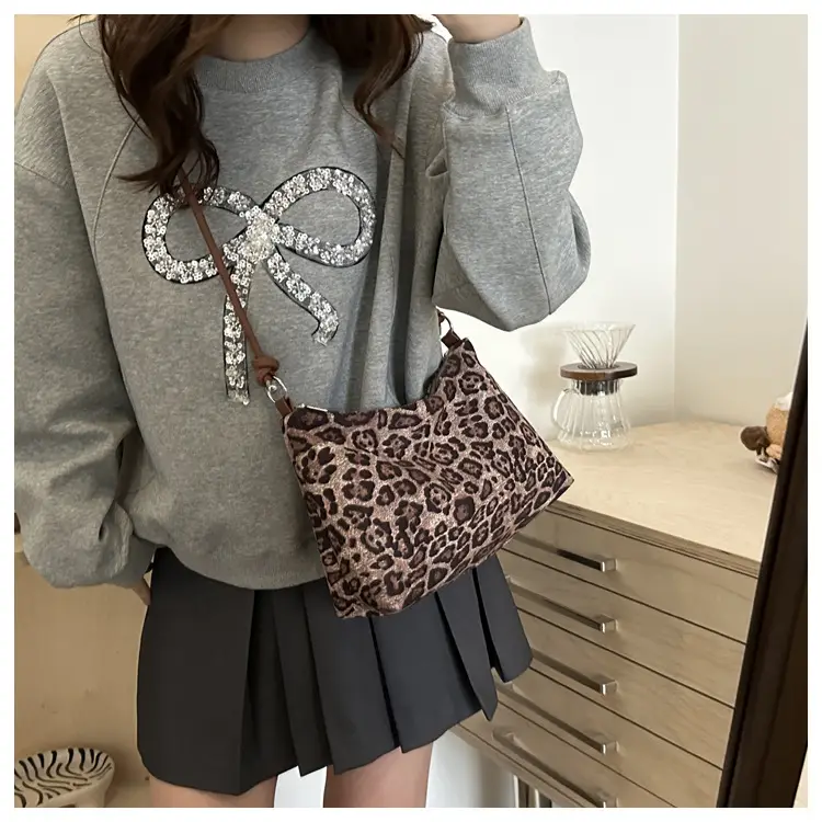 Leopard Print Messenger Bag for Women 2024 - Image 7