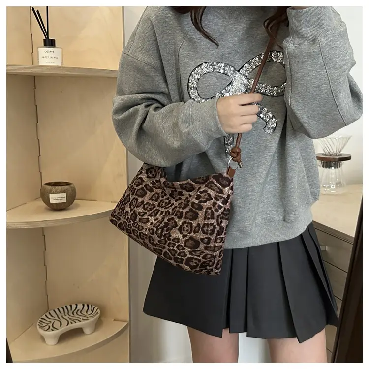 Leopard Print Messenger Bag for Women 2024 — feature 18
