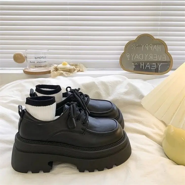 Women's Black Leather Lace-up Shoes with Skirt 2024 — feature 11